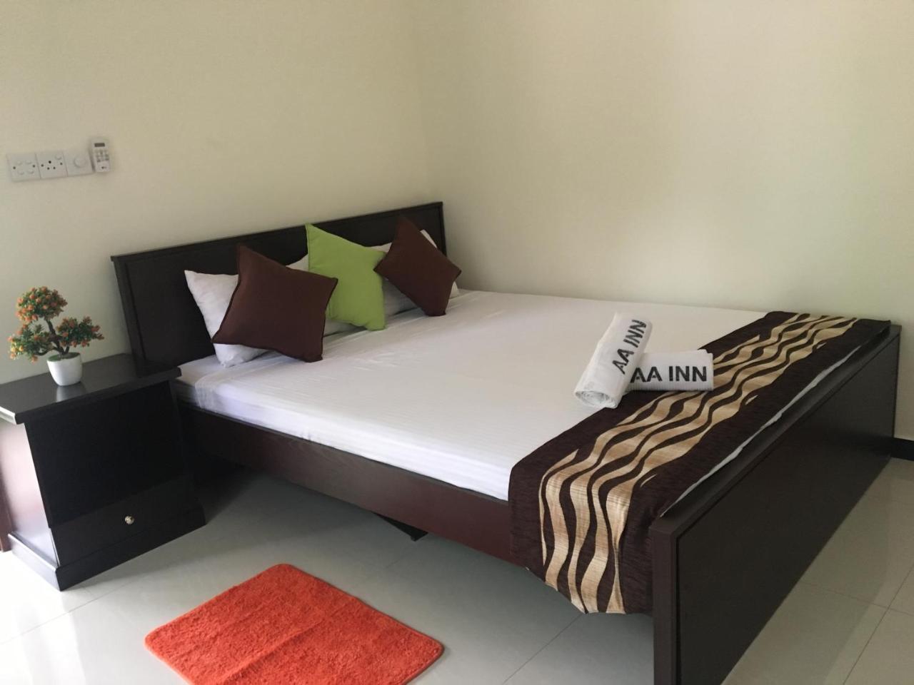 Aa Inn Trincomalee Buitenkant foto