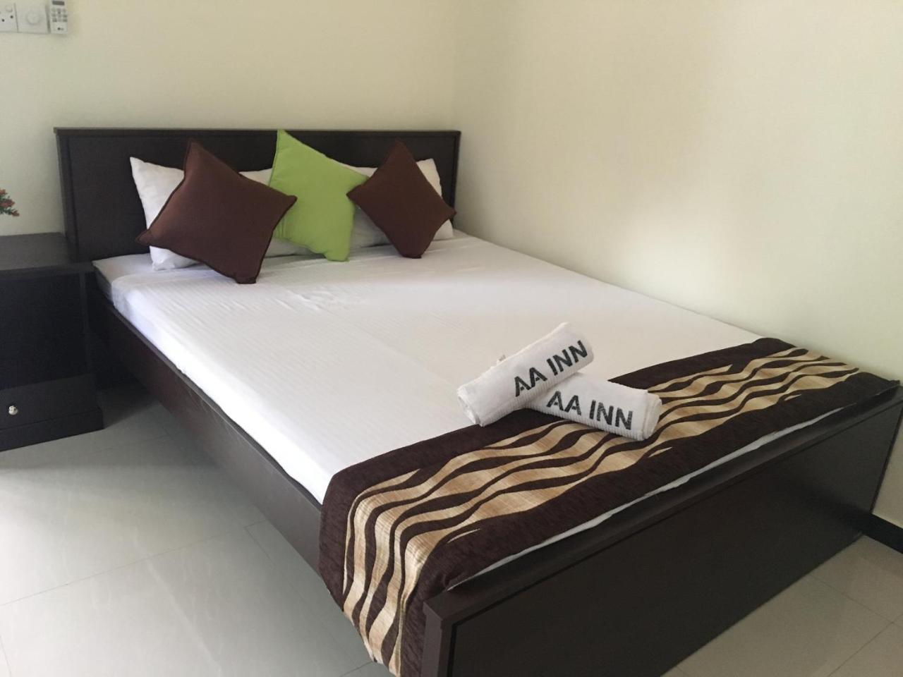 Aa Inn Trincomalee Buitenkant foto