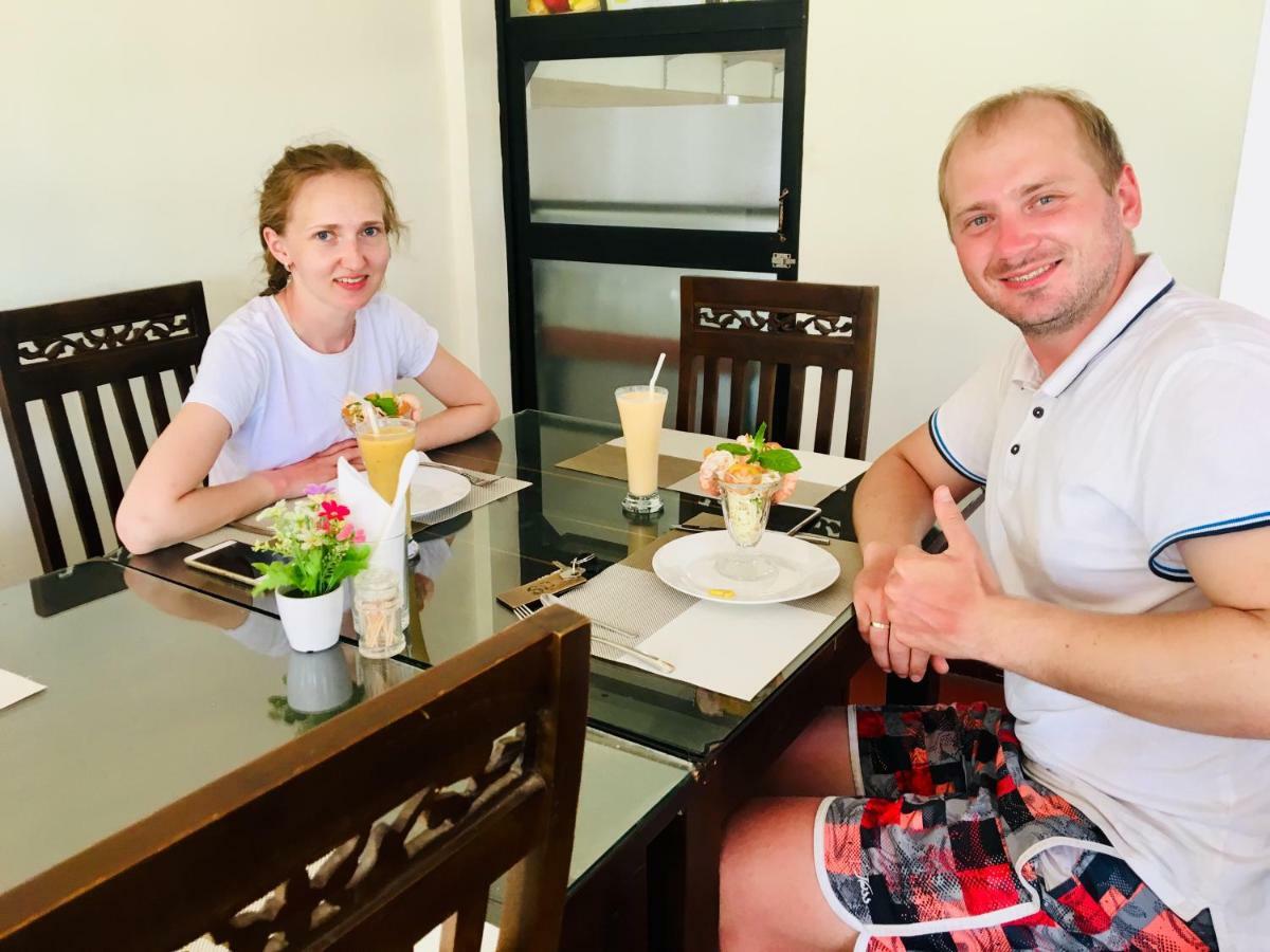 Aa Inn Trincomalee Buitenkant foto