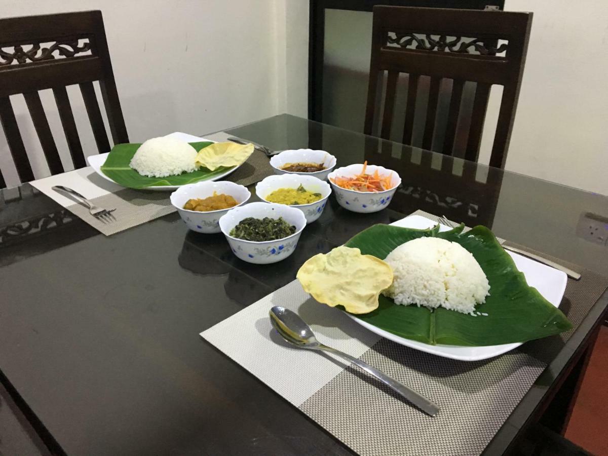 Aa Inn Trincomalee Buitenkant foto