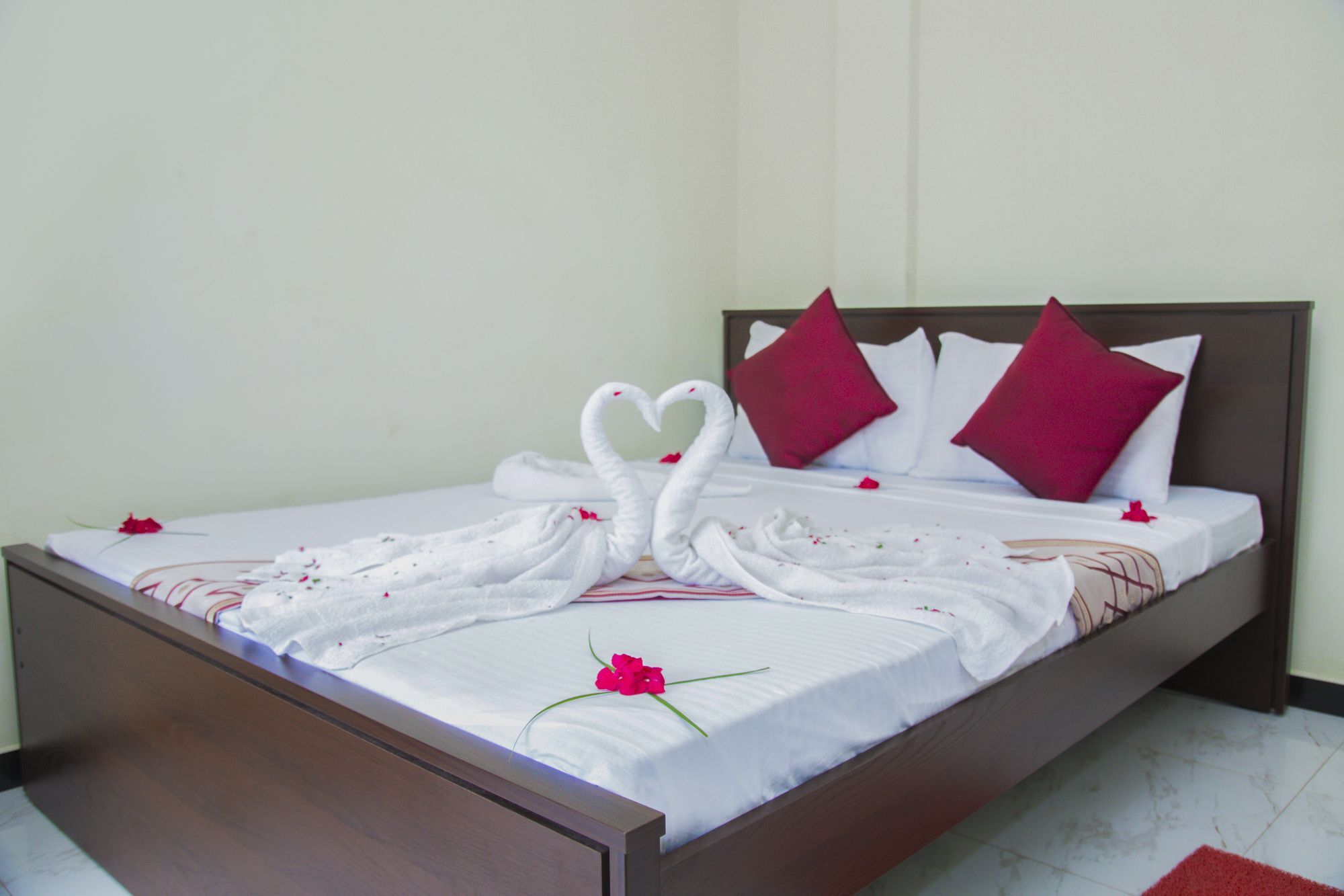 Aa Inn Trincomalee Buitenkant foto