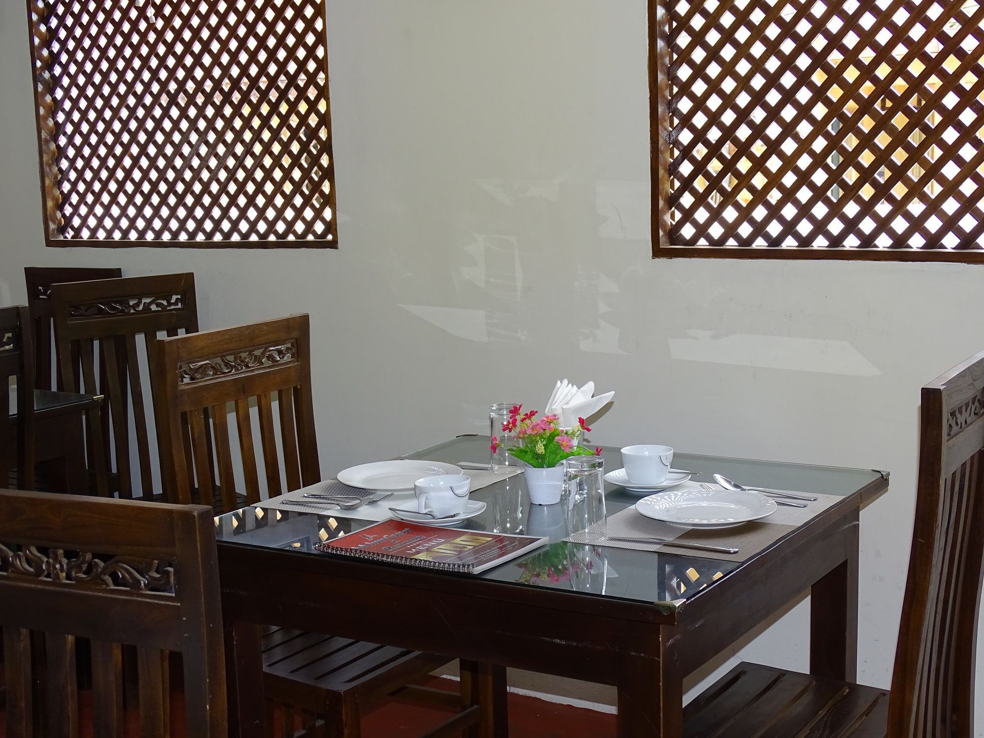 Aa Inn Trincomalee Buitenkant foto