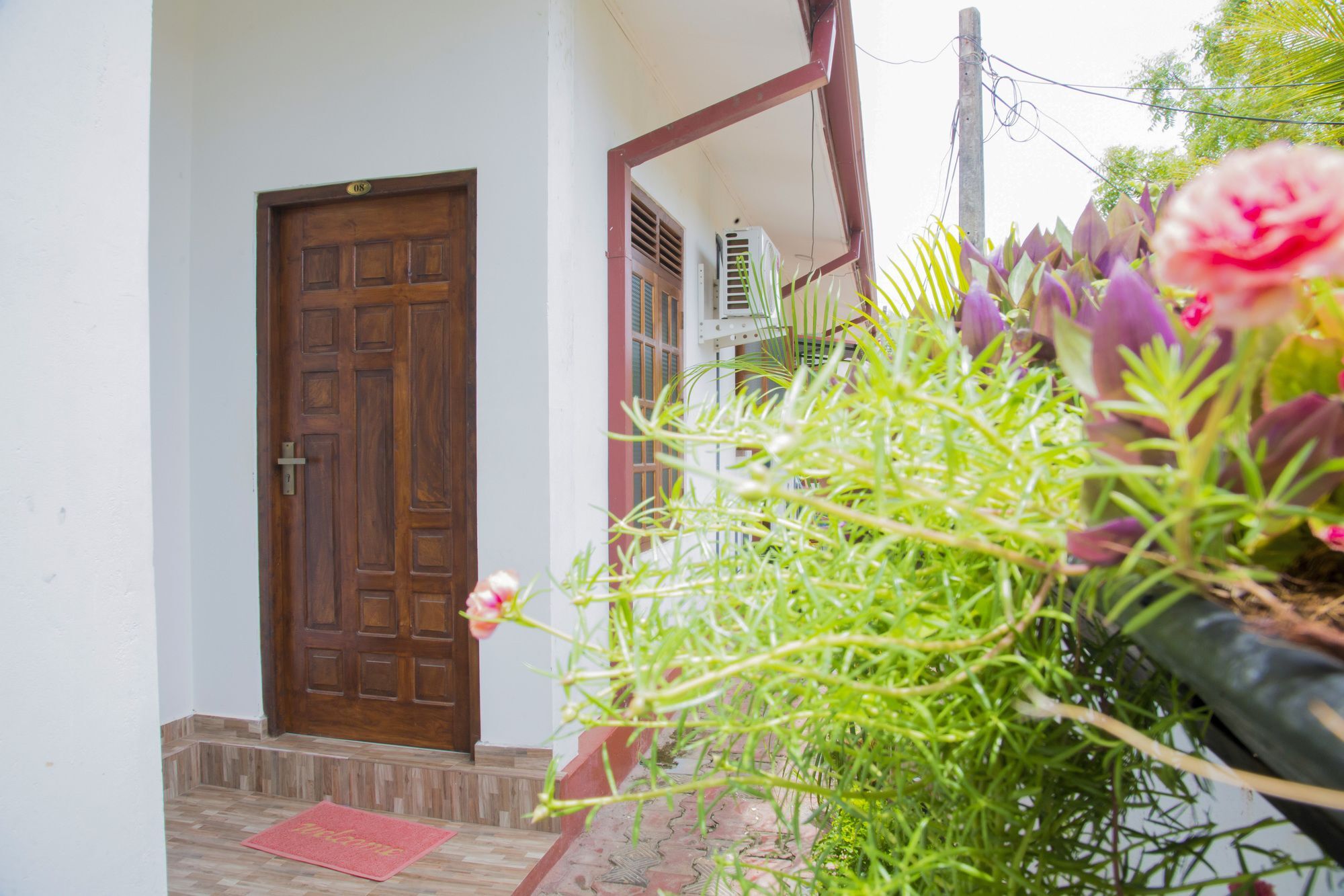 Aa Inn Trincomalee Buitenkant foto